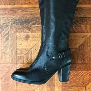 Born Black leather women’s boots with heels
